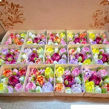 Маленькие коробочки с зефирными цветами