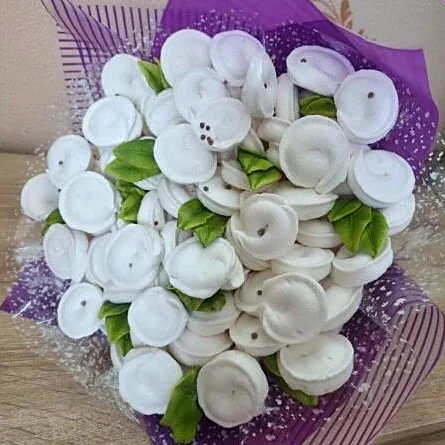 Мужской букет из зефирных пельменей
